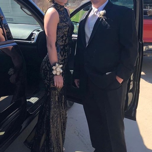 prom dress - Picture 3 of 3